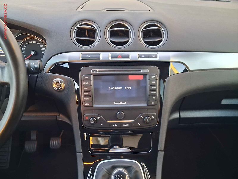Ford Galaxy (2011) 2.2 TDCi, Titanium, TZ - fotka 13 z 17