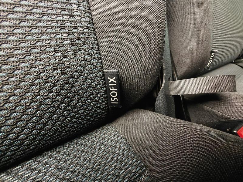 Volkswagen Transporter 2,0Tdi Man , 8míst - fotka 15 z 28