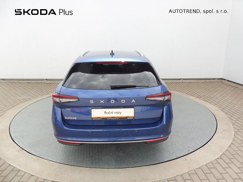 Škoda Superb (2025) Combi L&K 2,0 TDI 110kW DSG - fotka 26 z 30