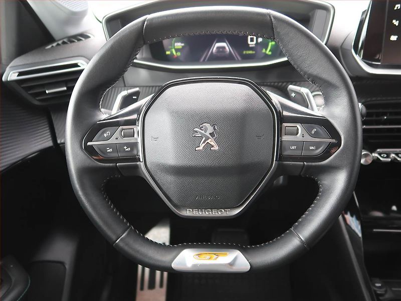 Peugeot 208 (2020) Allure 1.2 PureTech, Automat - fotka 16 z 18