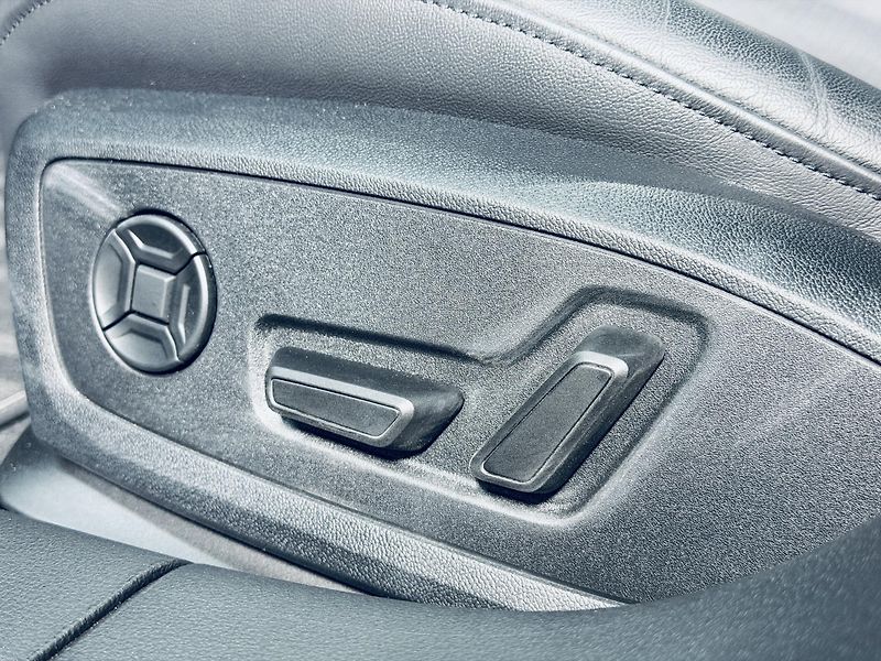 Audi A6 (2024) 50TDI*SOFT*NEZ.TOP*4.R.ZÁRUKA - fotka 16 z 38
