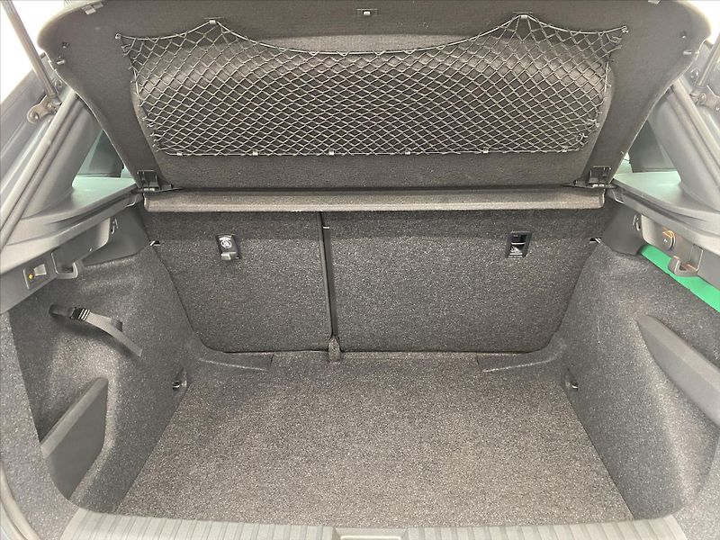 Škoda Kamiq 1,0 TSI 85kW DSG Monte Carlo - fotka 25 z 27