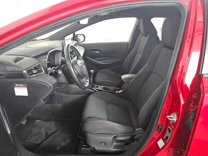 Toyota Corolla (2020) TS 1.2T 85kW TAŽNÉ - fotka 6 z 24