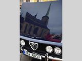 Sraz vozů Alfa Romeo se konal pod nejvyšší kostelní věží v Česku