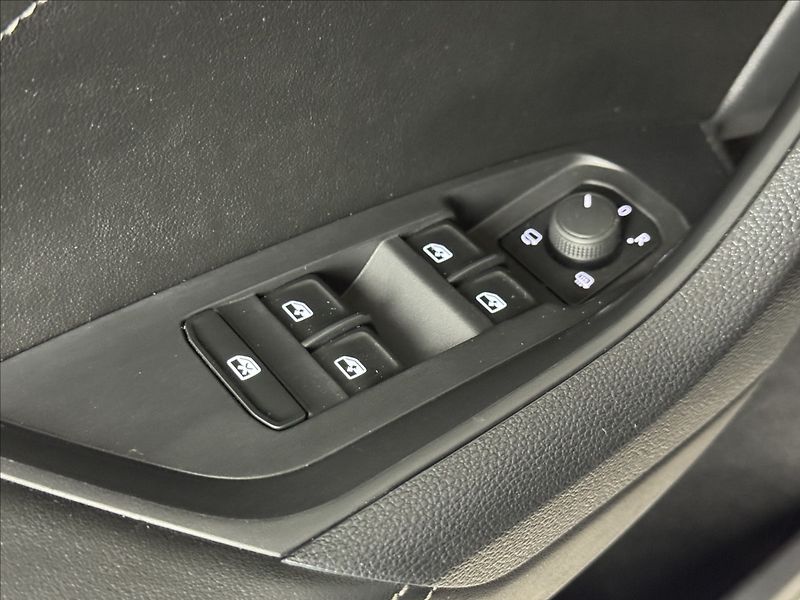 Škoda Kodiaq 2,0 TDi  DSG 4x4 Tour Virtual - fotka 22 z 46