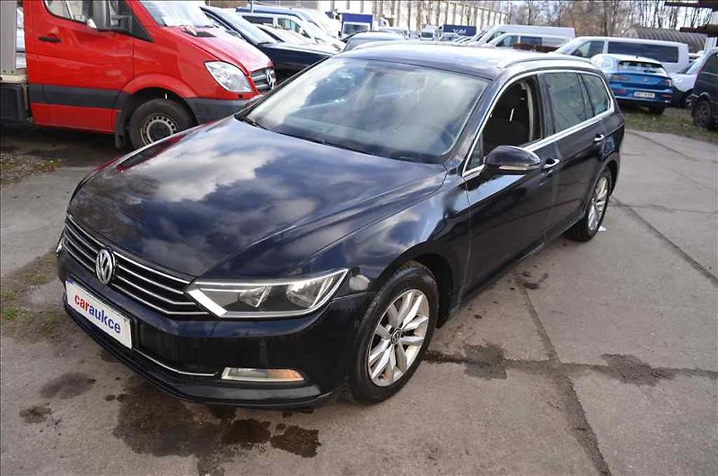 Volkswagen Passat (2015) VARIANT 2,0 TDI DSG - fotka 1 z 21