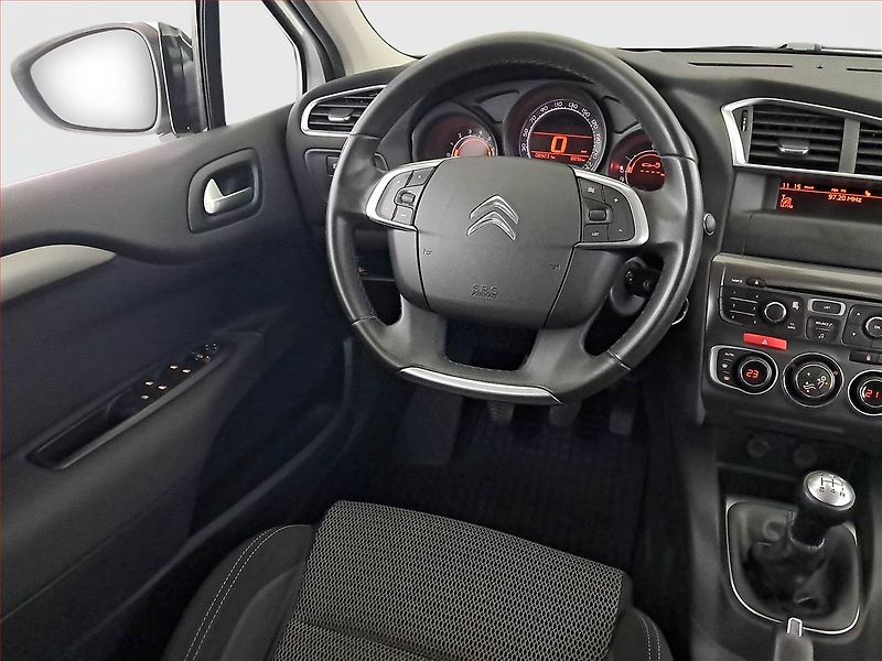 Citroën C4 (2014) 1.6 VTi, Serv.kniha, Tempomat - fotka 7 z 16