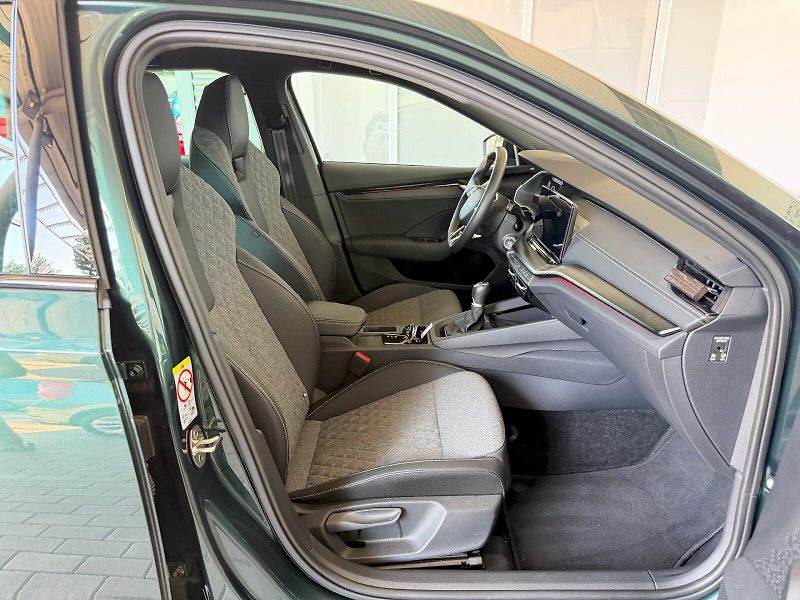 Škoda Octavia (2025) Sportline 1.5 TSI / 110 kW M6 - fotka 27 z 29
