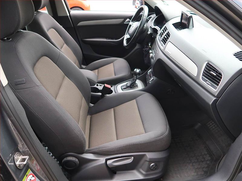Audi Q3 (2012) 2.0 TDI, 4X4, Automat - fotka 9 z 19