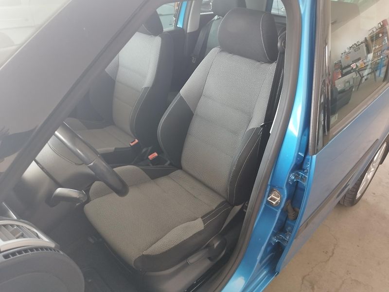 Škoda Roomster (2009) 1,6I,77KW,KLIMA,ALU SE.KNIHA - fotka 18 z 29