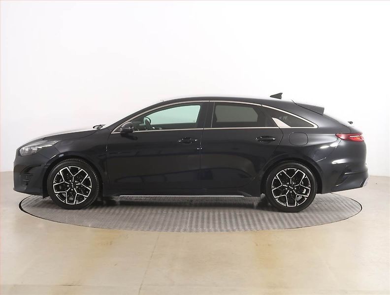 Kia Pro_Ceed (2022) GT-Line 1.5 T-GDI - fotka 3 z 23