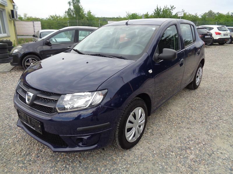 Dacia Sandero 1,1 i - fotka 3 z 19