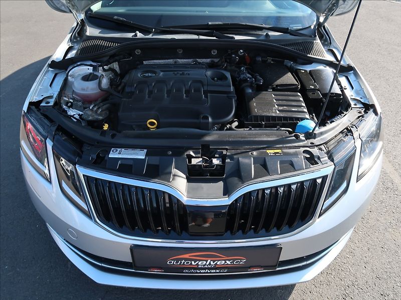 Škoda Octavia 1,6 TDi,85kW,Style,ČR,serv.kn. - fotka 20 z 28
