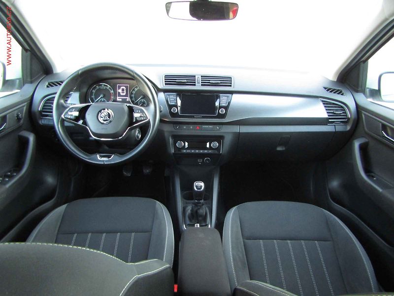 Škoda Fabia (2021) 1.0 TSi, ČR, Style, LED, - fotka 8 z 16