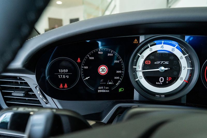 Porsche 911 (2024) Carrera 4 GTS Cabriolet/LIFT - fotka 20 z 20