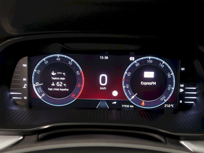 Škoda Octavia (2024) FRESH PLUS 1.5TSI 110KW KAMERA - fotka 15 z 38