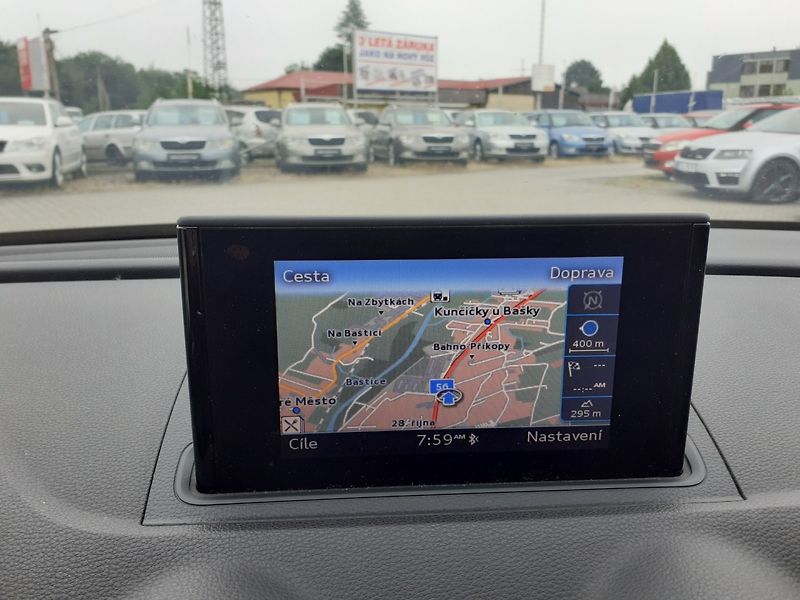 Audi A3 (2013) 1.6 TDi - fotka 11 z 26