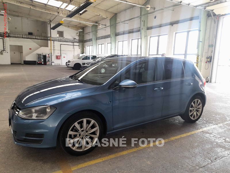 Volkswagen Golf (2013) 1.2 TSi, autoAC - fotka 1 z 3