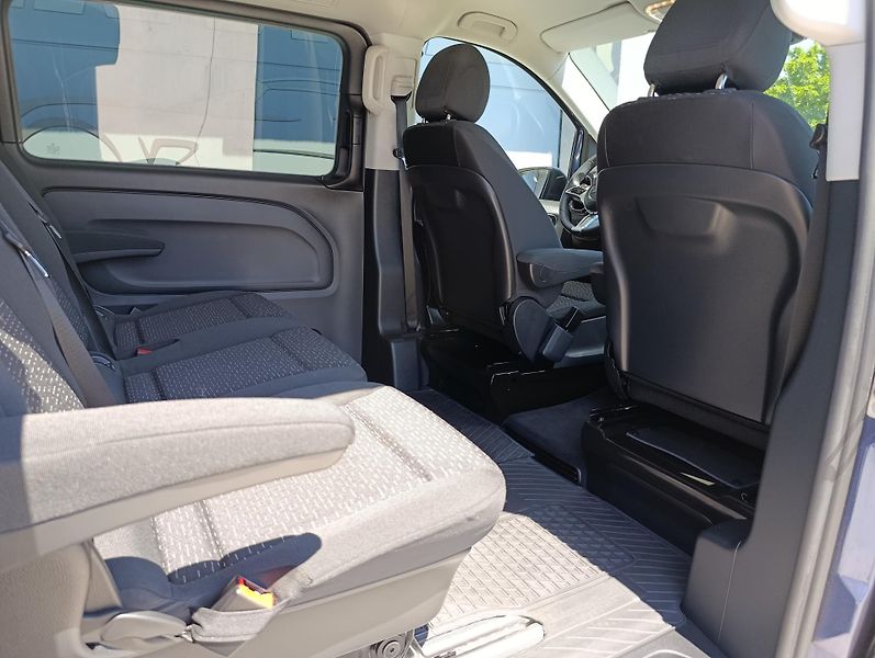 Mercedes-Benz Vito TOURER SELECT 119 CDi L  ČR - fotka 32 z 34