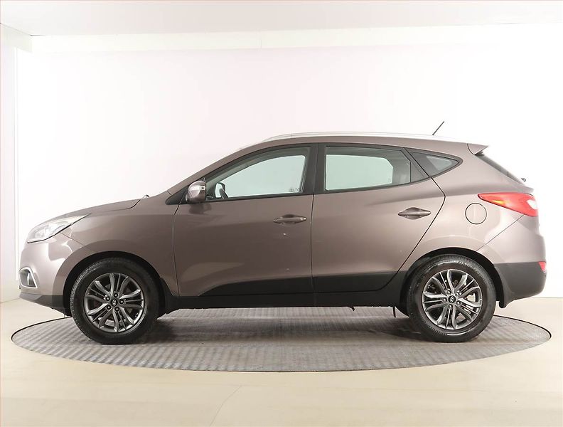 Hyundai ix35 (2015) 1.7 CRDi, Serv.kniha, Kůže - fotka 3 z 19