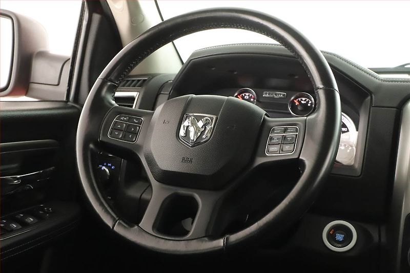 RAM 1500 (2021) 5.7 V8 Hemi - fotka 24 z 25