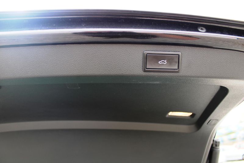 Škoda Superb (2018) 2,0TDI KŮŽE NAVI KLIMA  ALU 19 - fotka 18 z 44