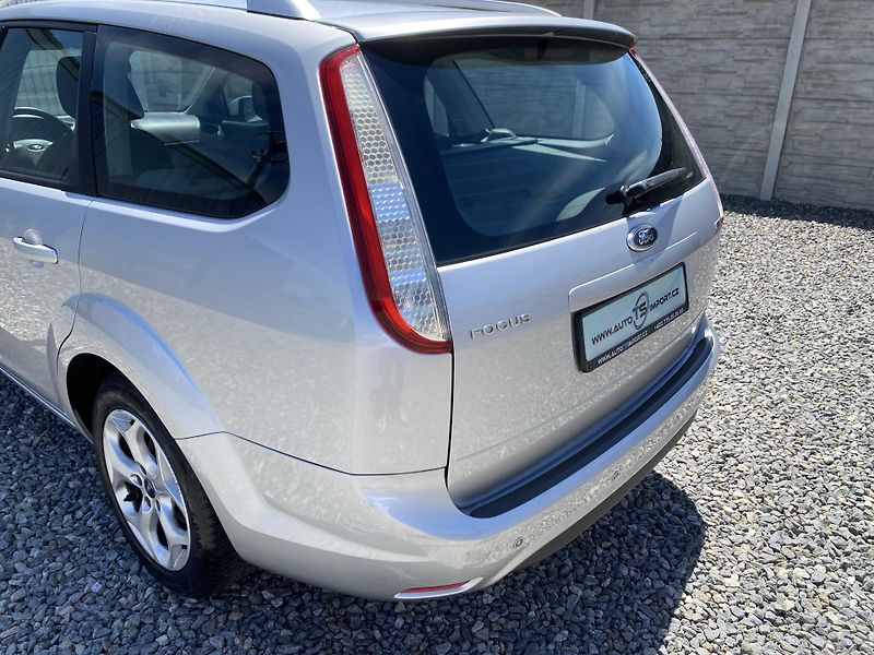 Ford Focus 1.6 TDCi 90PS KOMBI STK  - fotka 38 z 151