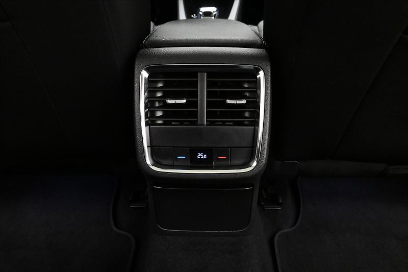 Škoda Octavia 2,0 TDI 110kW DSG Style Záruka - fotka 22 z 33