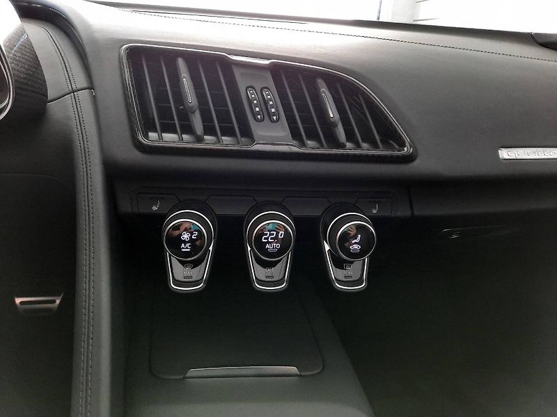 Audi R8 (2025) Spyder V10 performance 5.2TFSI - fotka 9 z 27