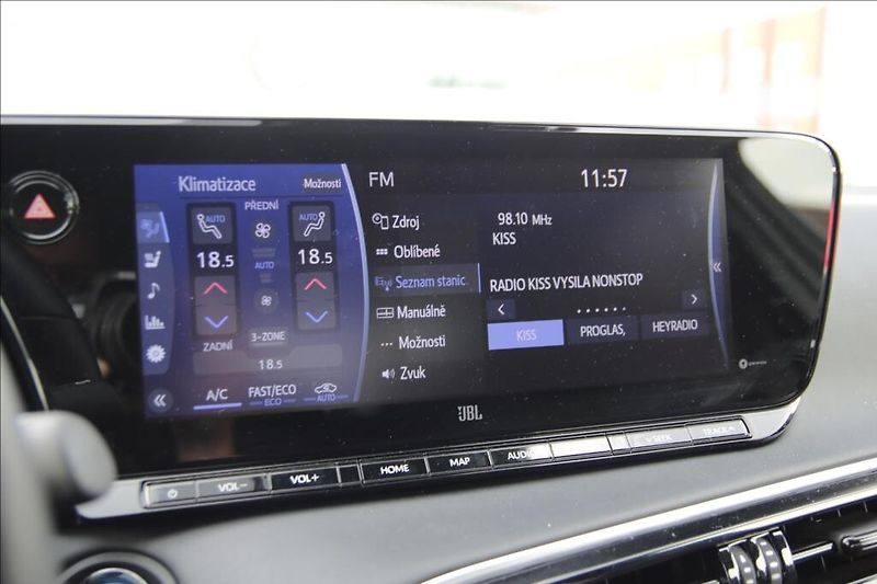Toyota Mirai 0,0 FCEV  Excecutive VIP druhá - fotka 21 z 43