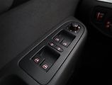 Volkswagen Sharan (2013) 2.0 TDI, 4X4, 7 míst - náhled 16
