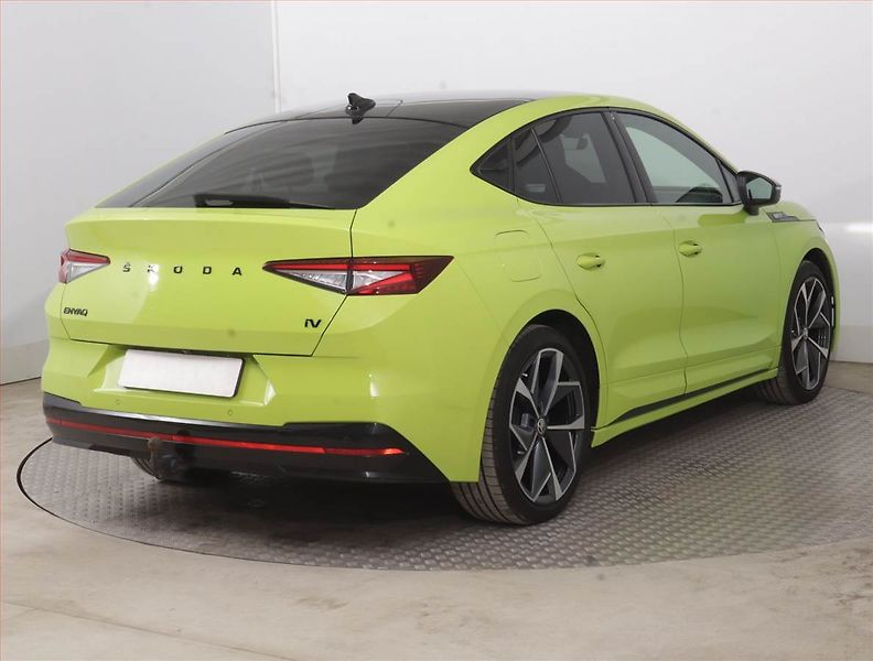 Škoda Enyaq (2023) 85x (82 kWh), SoH 93% - fotka 5 z 22