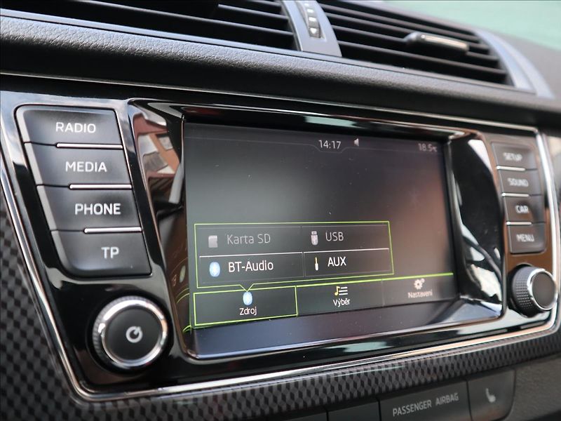 Škoda Fabia 1,2 TSI 81kW Monte Carlo DSG - fotka 16 z 37