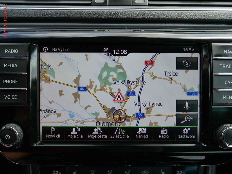 Škoda Superb (2015) 1.6TDi, 1.maj, AC, bixen - fotka 18 z 22