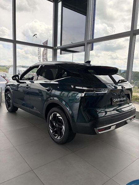 Nissan Qashqai (2026) N-Connecta 158k,AT,CCS karta!! - fotka 11 z 16