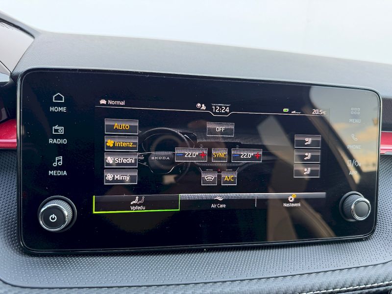Škoda Fabia (2025) 1.0TSI 85kW DSG Monte Carlo - fotka 18 z 35