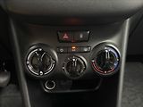 Peugeot 208 1,6 HDi DPH KLIMATIZACE LED ČR - náhled 18