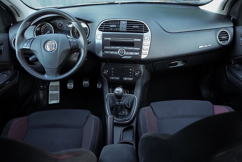 Fiat Bravo 1.4 T JET RACING - fotka 9 z 38