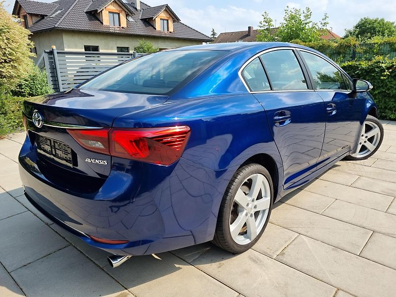 Toyota Avensis (2016) 1.8 COMFORT,KAMERA,ALU - fotka 3 z 42