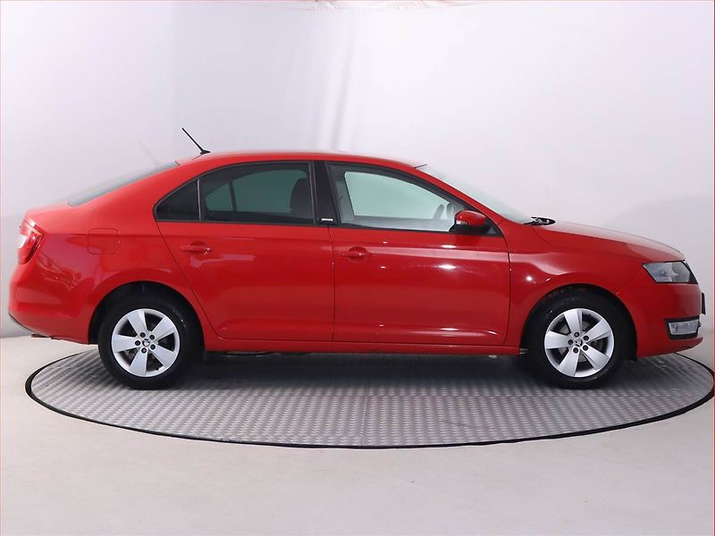 Škoda Rapid (2016) 1.2 TSI, Tempomat - fotka 6 z 18