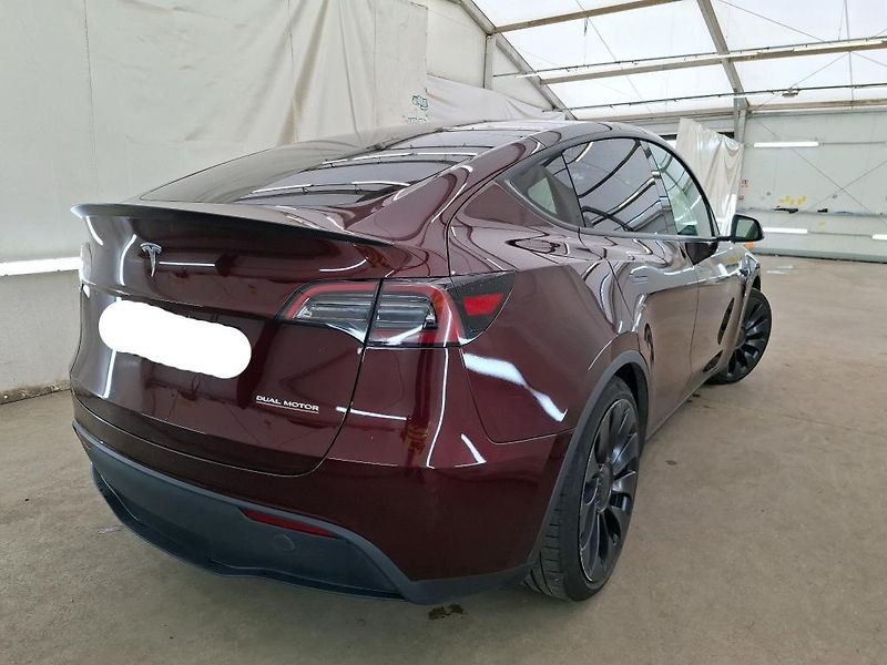 Tesla Model Y PERFORMANCE       PŘIPRAVUJEME - fotka 4 z 9