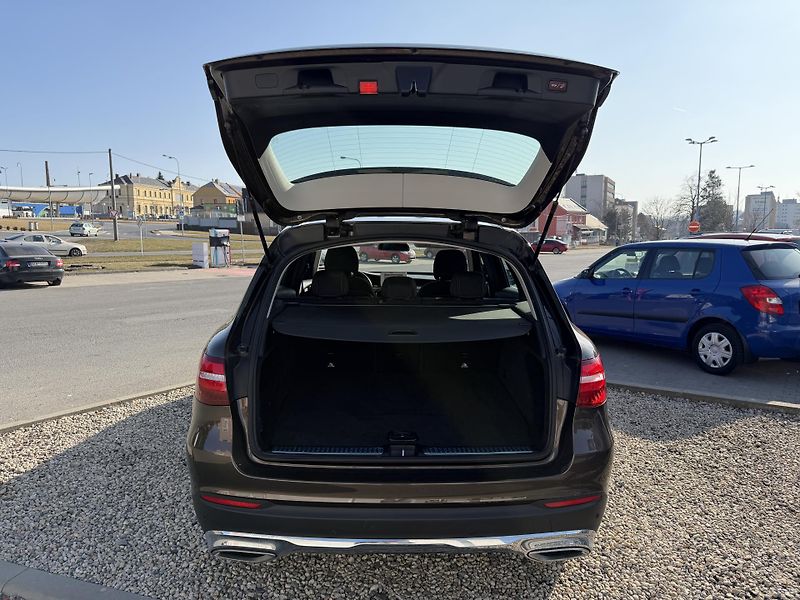 Mercedes-Benz GLC 220d 125kW 4Matic - fotka 56 z 68