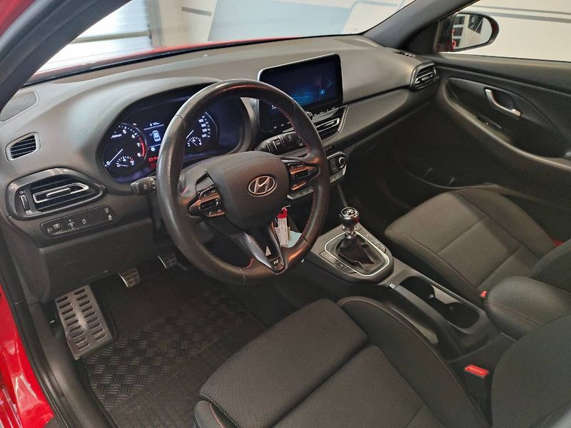Hyundai i30 (2023) SW 1.0 T-GDI (88kW/120k) N-Lin - fotka 6 z 26