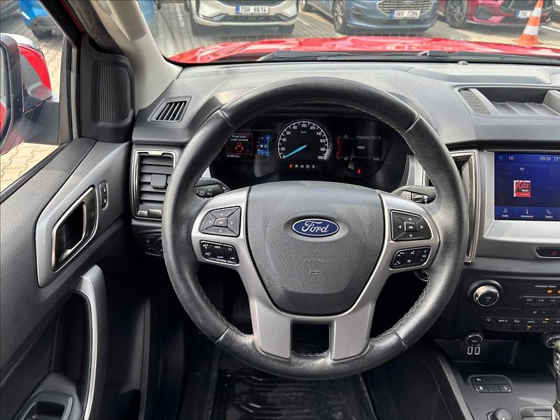 Ford Ranger 2,0 EcoBlue Limited 156kW 4x4 - fotka 19 z 44