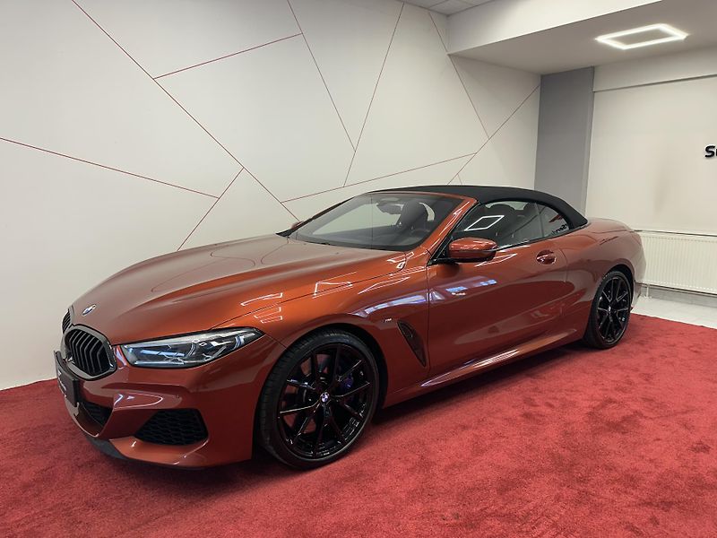 BMW Řada 8 (2018) M850i Cabrio HUD*B&W*360*MASÁŽ - fotka 2 z 21