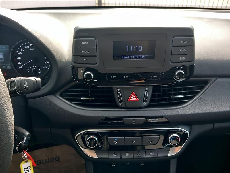 Hyundai i30 1,0 T-GDI MT START PLUS - fotka 12 z 19