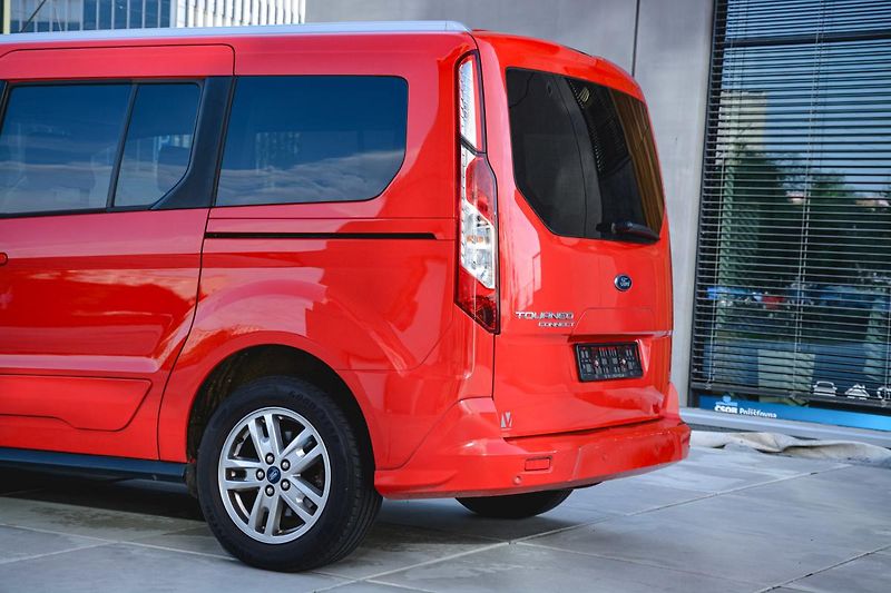 Ford Tourneo Connect (2020) Grand 1.5 TDCI TITANIUM PANORA - fotka 6 z 58