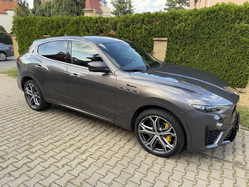 Maserati Levante (2023) 430PS- MODENA-S-TOP-SKLADEM- - fotka 9 z 27