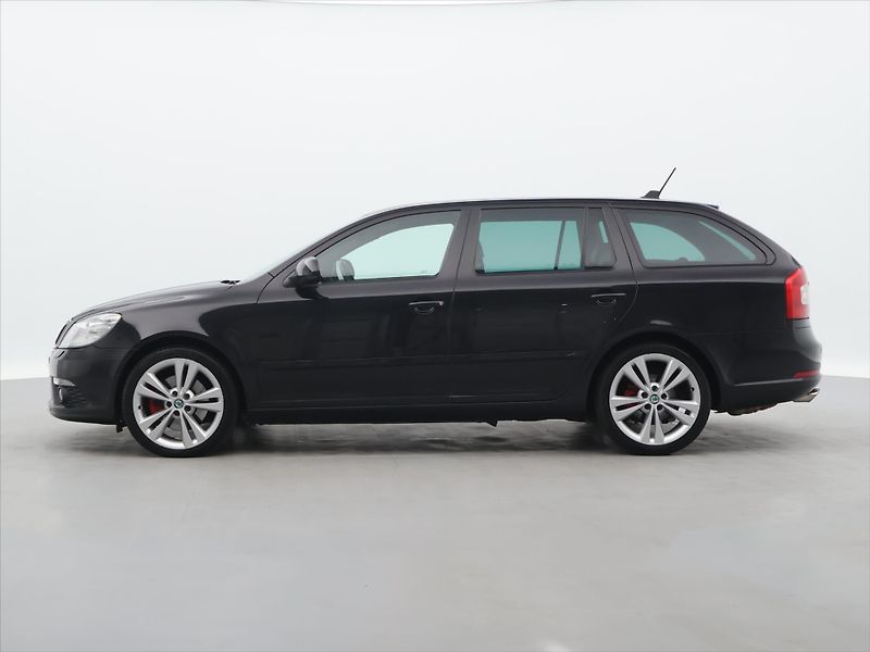 Škoda Octavia 2,0 TDI RS 125kW Xenon - fotka 11 z 12