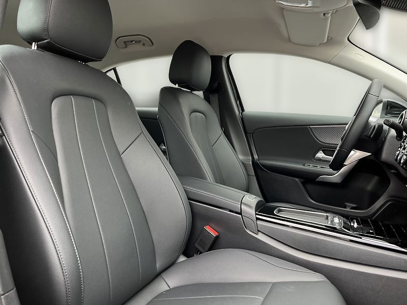 Mercedes-Benz Třídy A A-Třída 200 Progressive Advanc - fotka 16 z 21